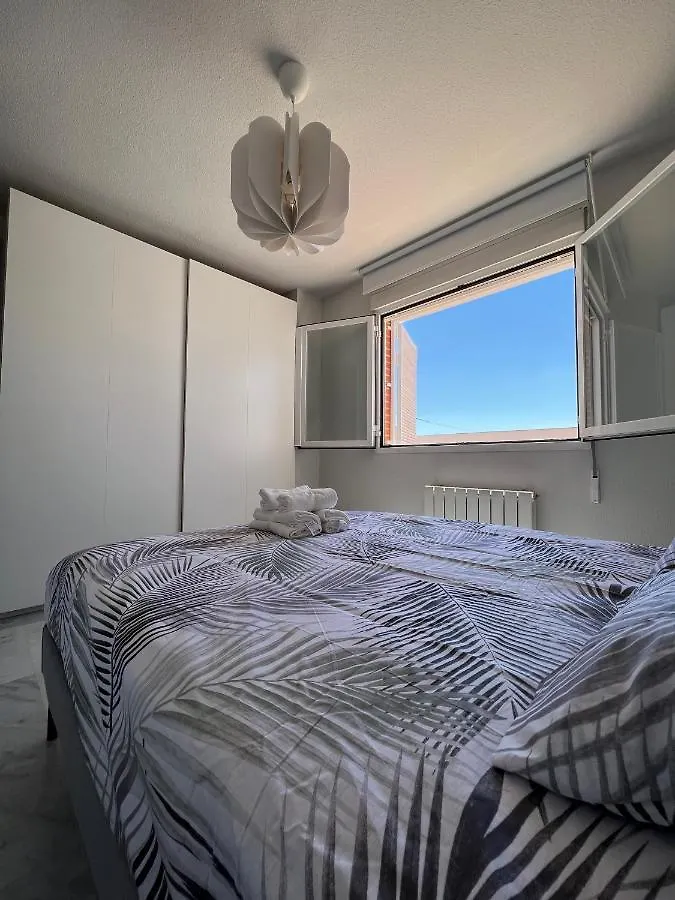 Preciosa Vivienda Con Gran Terraza, Parking Gratis contacts